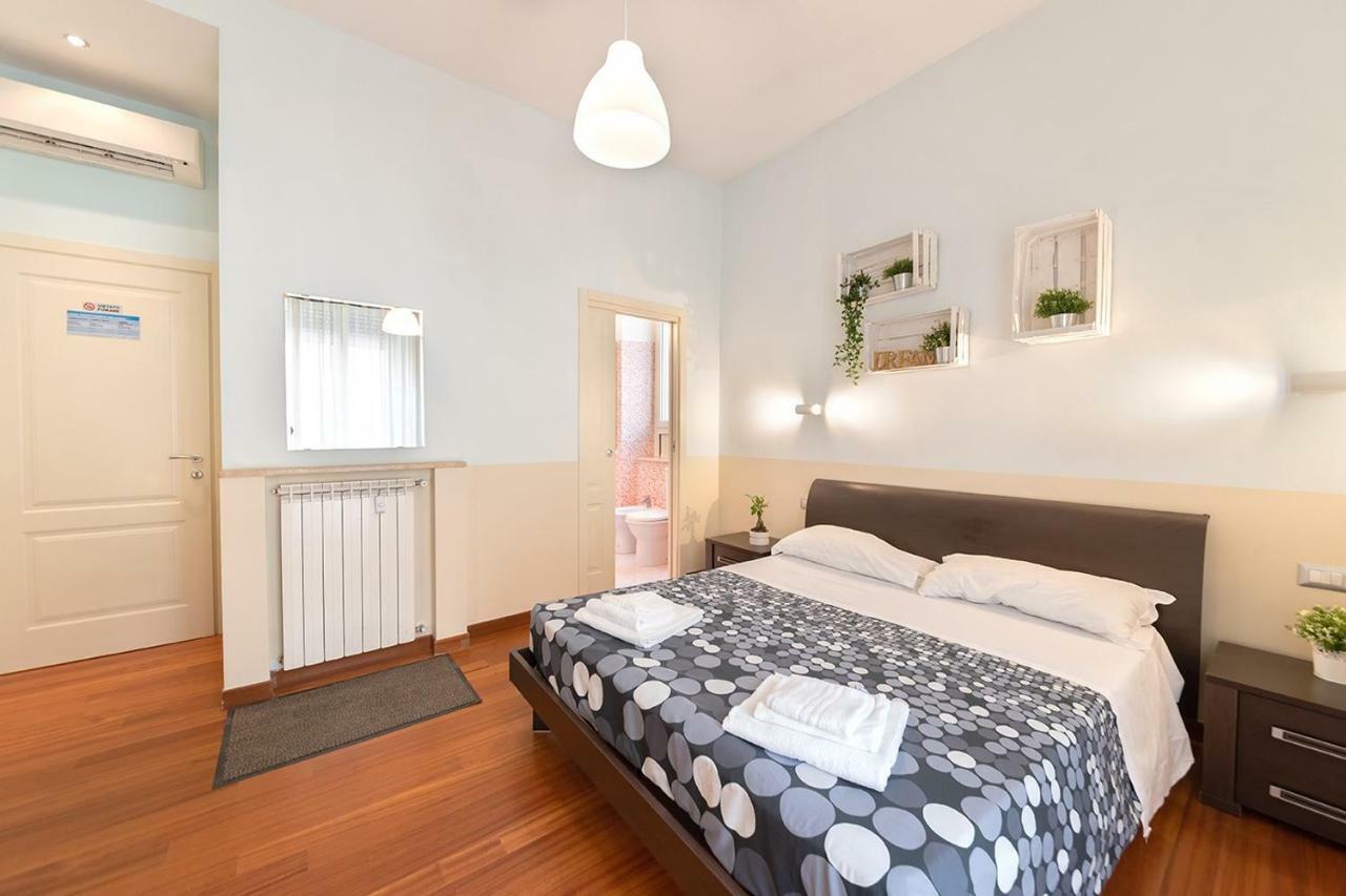Monaco Home Catanzaro - Rome — Foto 1